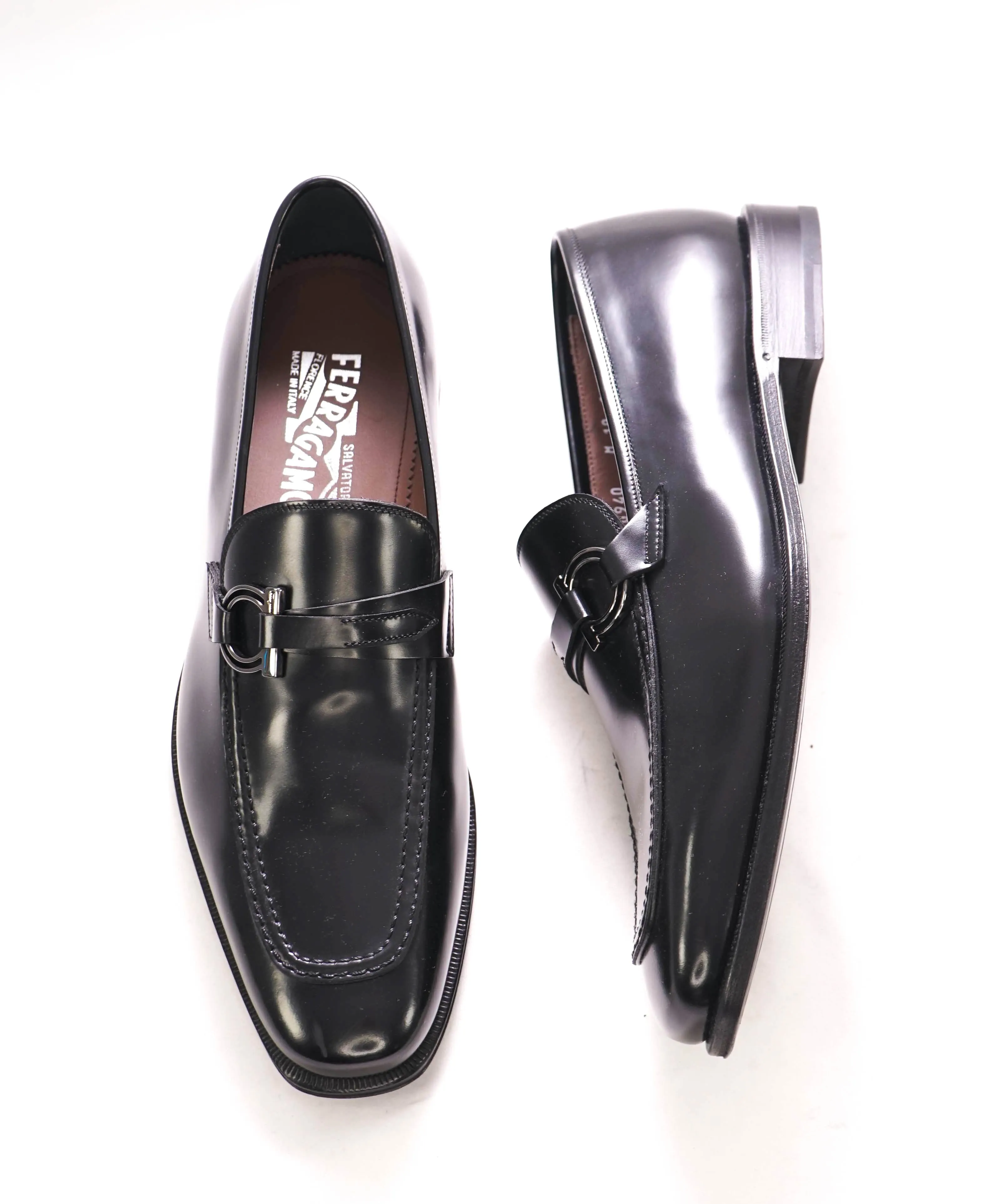 $850 SALVATORE FERRAGAMO - Gancini Bit Loafer Black Leather - 10 E US