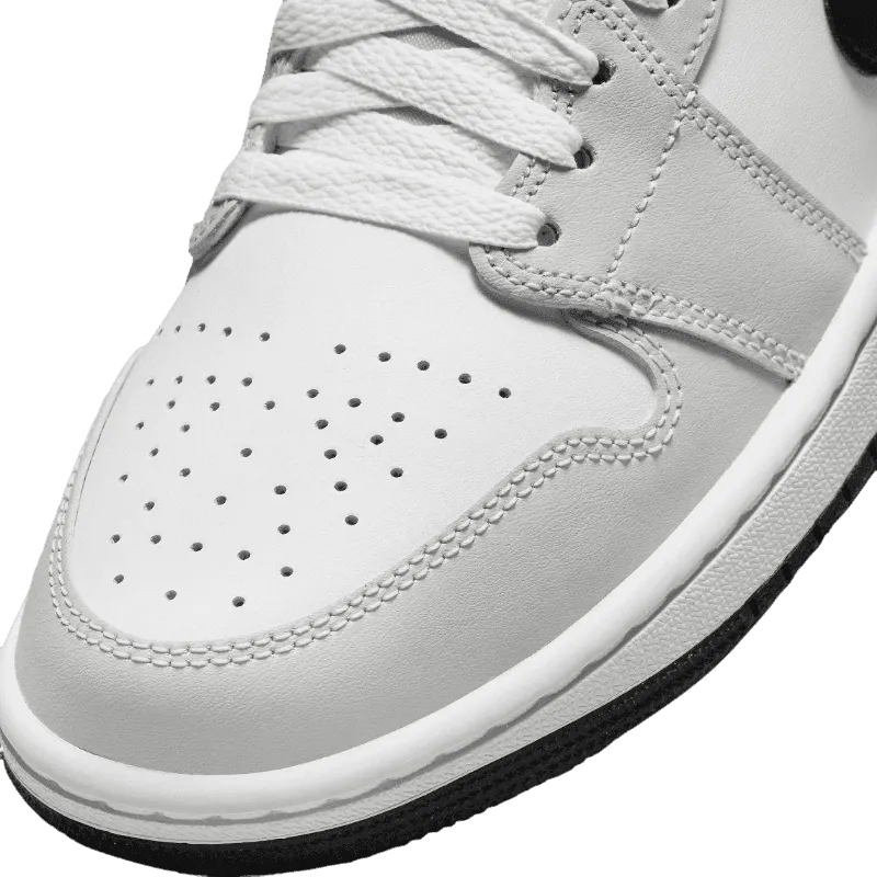 Air Jordan 1 Mid Light Smoke Grey