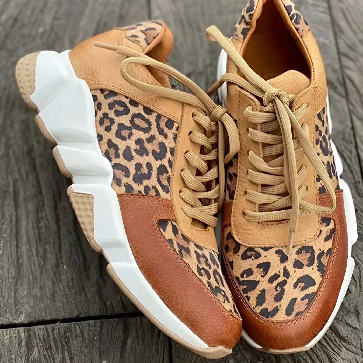 Averitt™ | Leopard Print Casual Sneakers