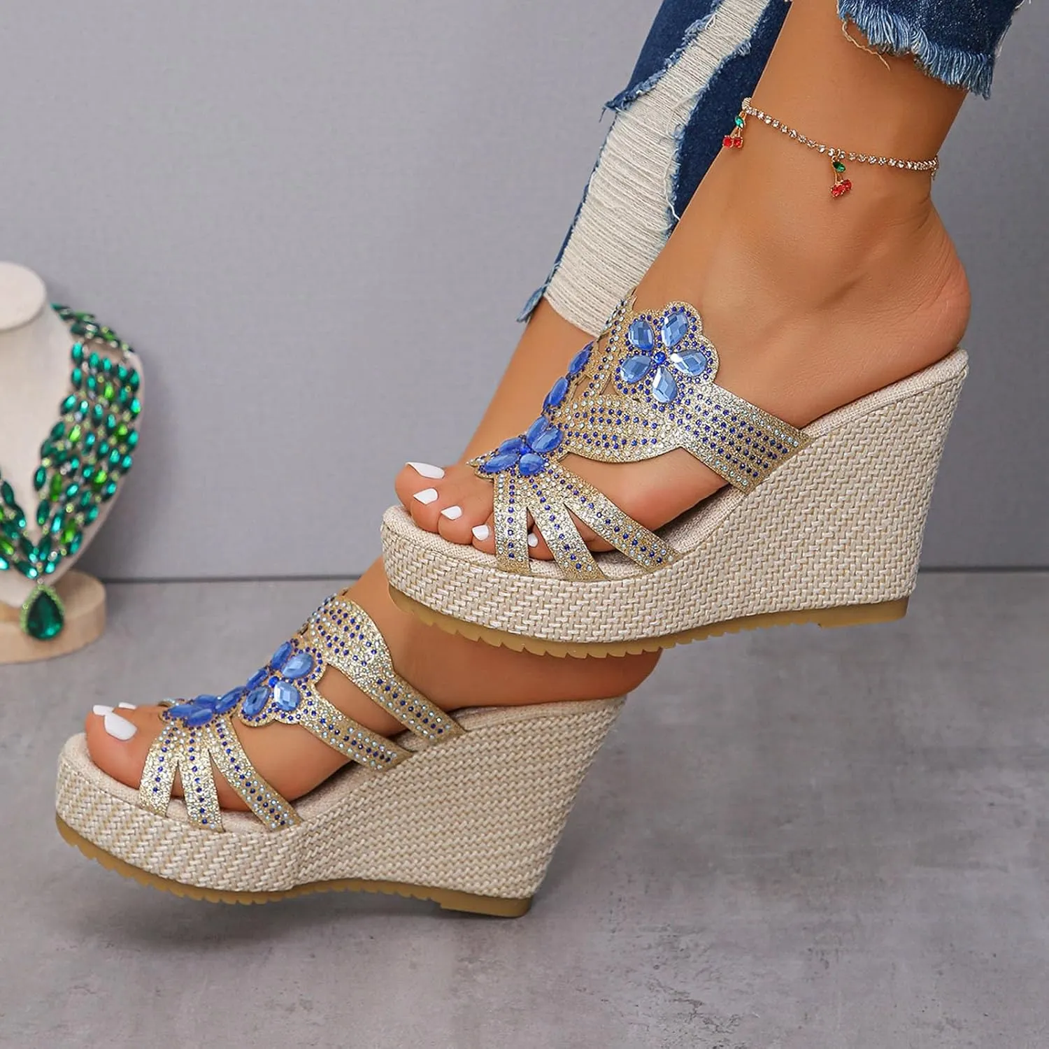 Comfortable Slip on Wedge Slide Sandals for Women Summer Casual Platform Wedge Slides Versatile Summer Shoes