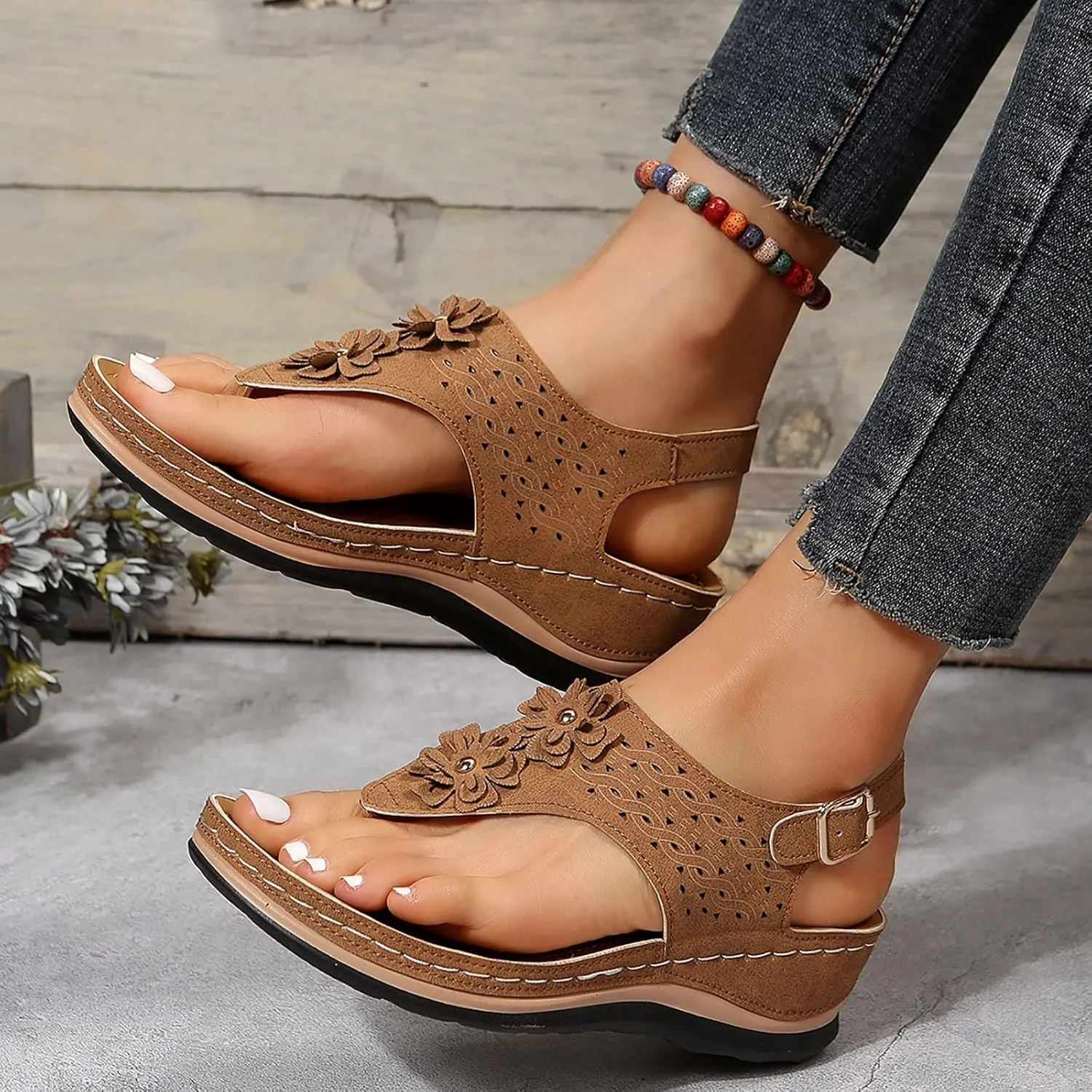 Eduavar Orthopedic Sandals for Women, Womens Sandals Comfy Flip Flops Sandal Anti-Slip Breathable Ankle Strap Sandals
