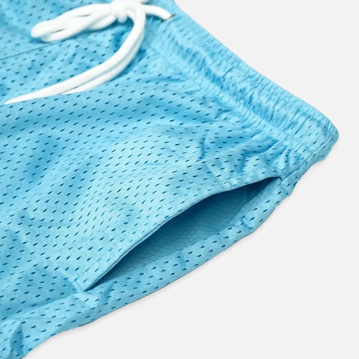 Faith Cross Patch Shorts - 7"