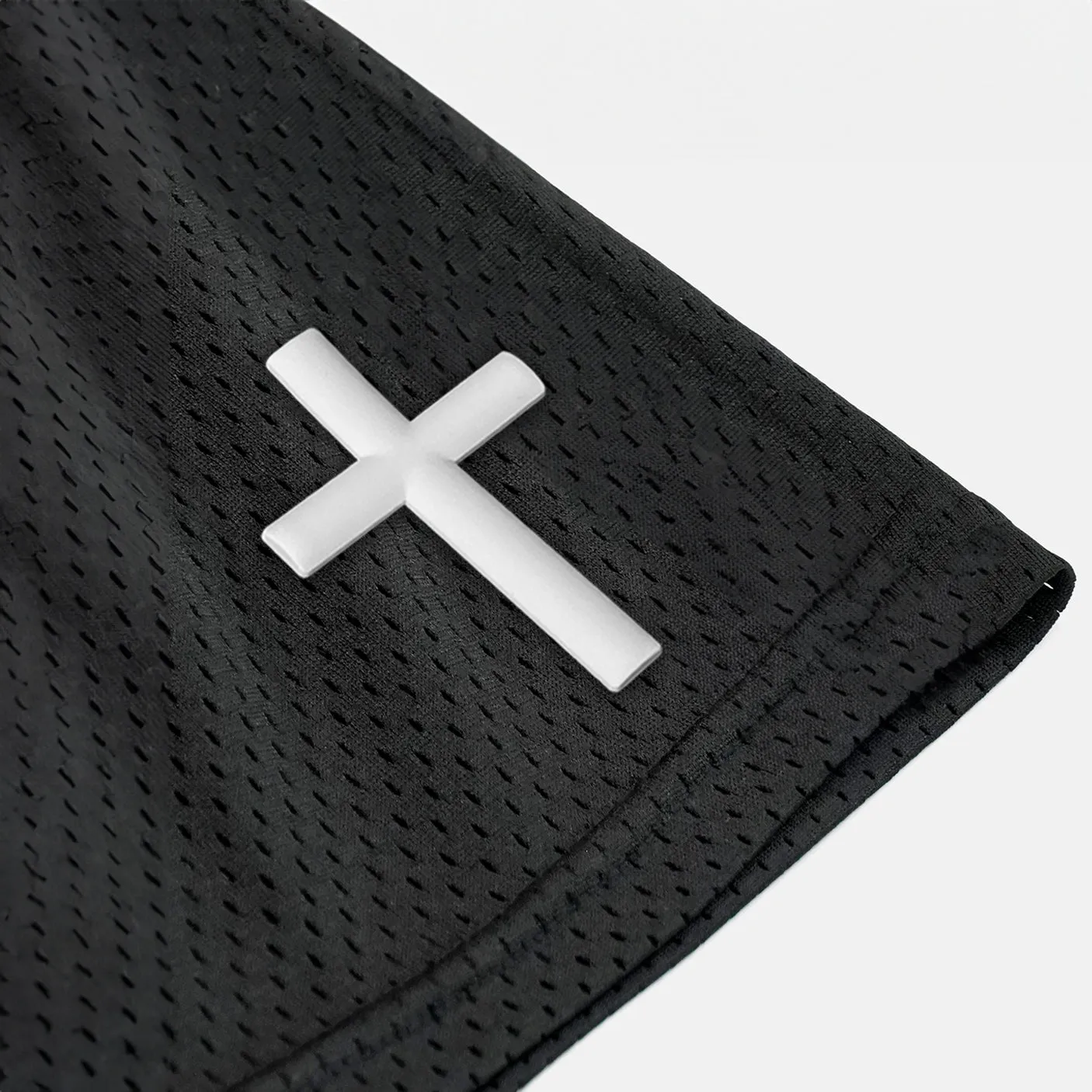 Faith Cross Patch Shorts - 7"