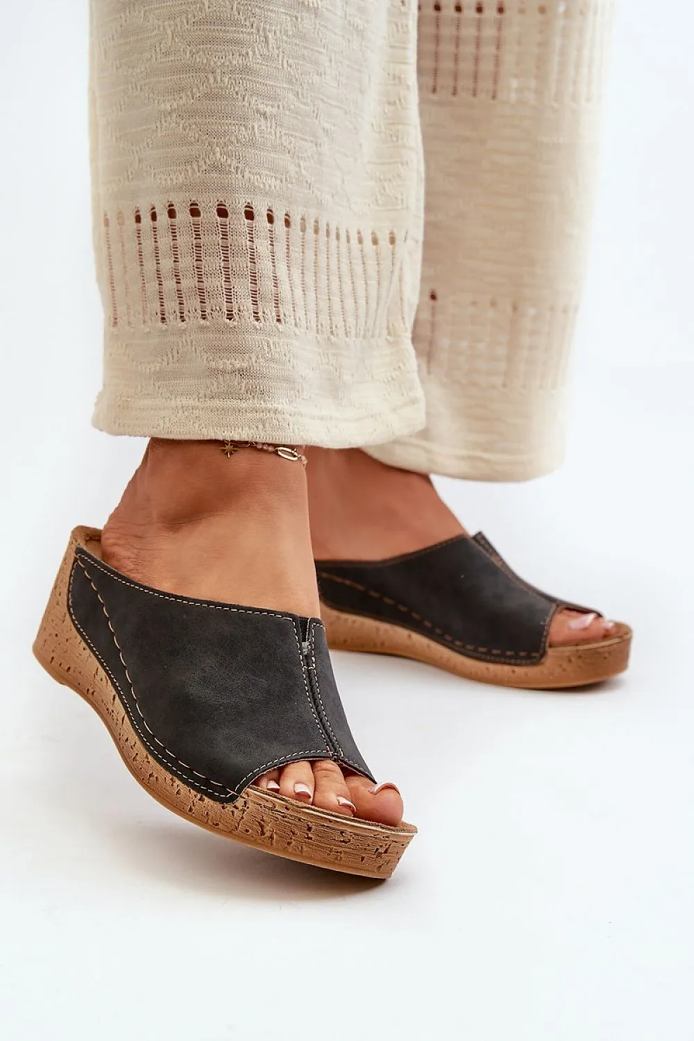 Flip-flops model 198463 Step in style