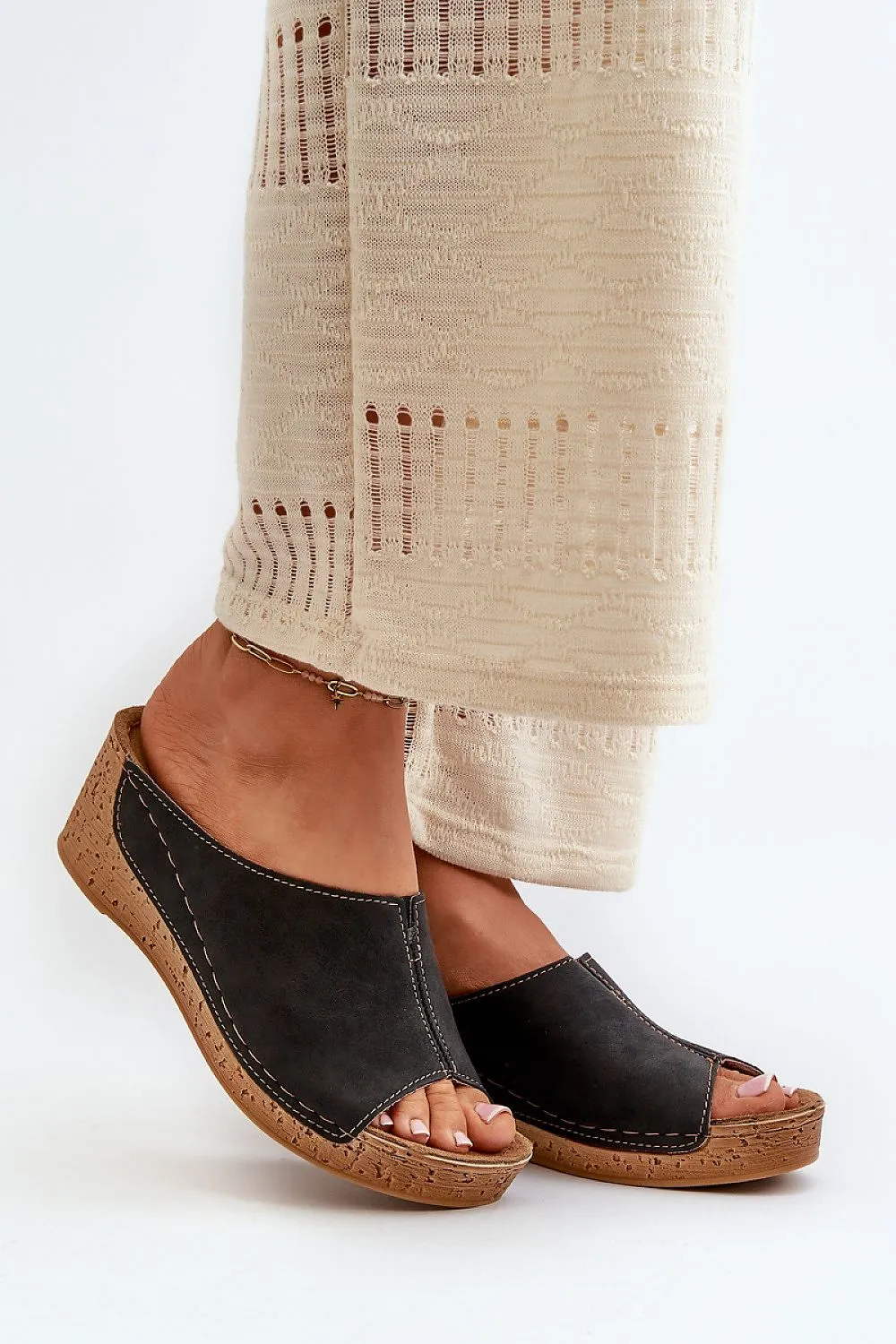 Flip-flops model 198463 Step in style