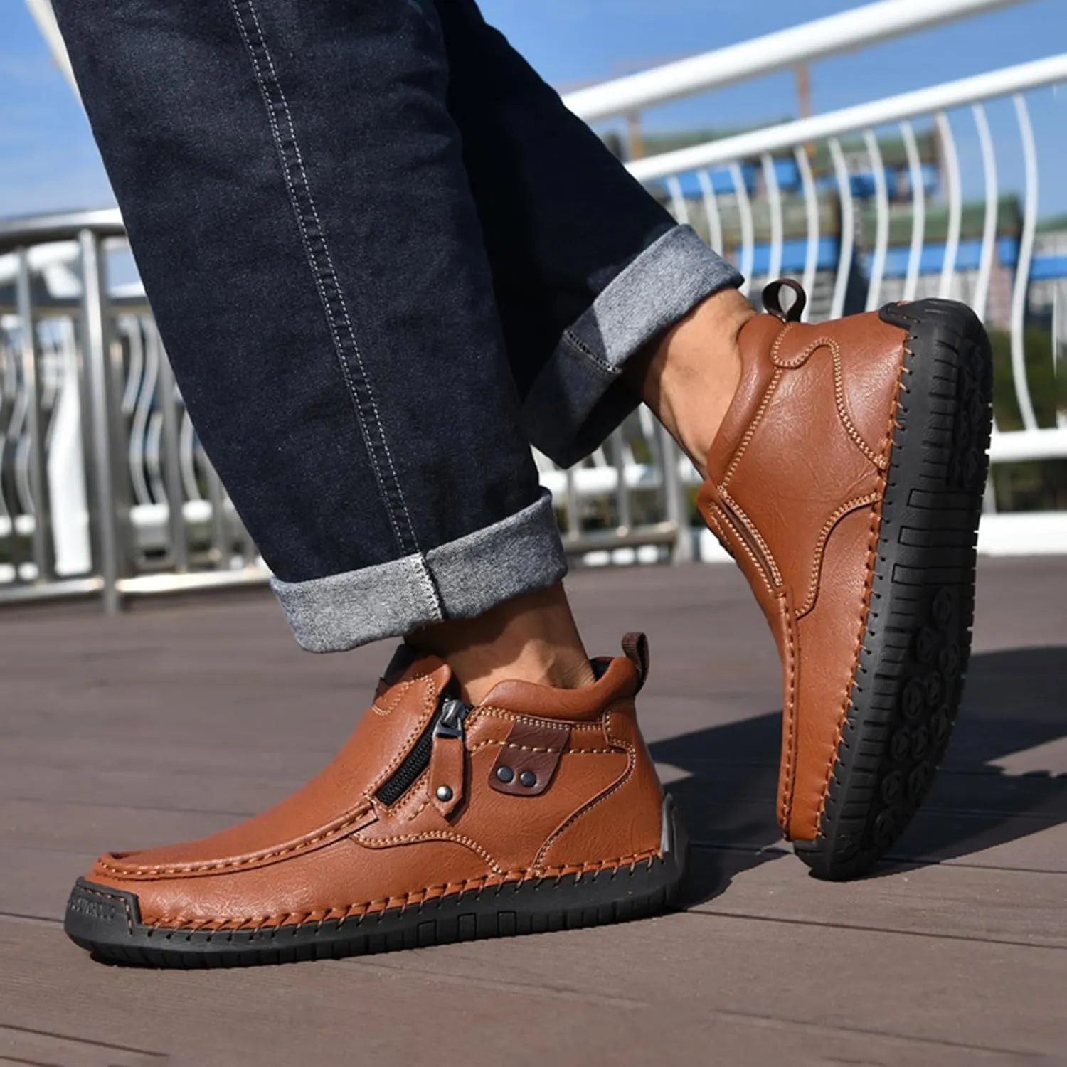 Mens Mid-Top Leather Chukka Ankle Boots with Side Zipper Casual Comfortable Round Toe Non-Slip Flats Loafers for Walking Outdoor Hiking