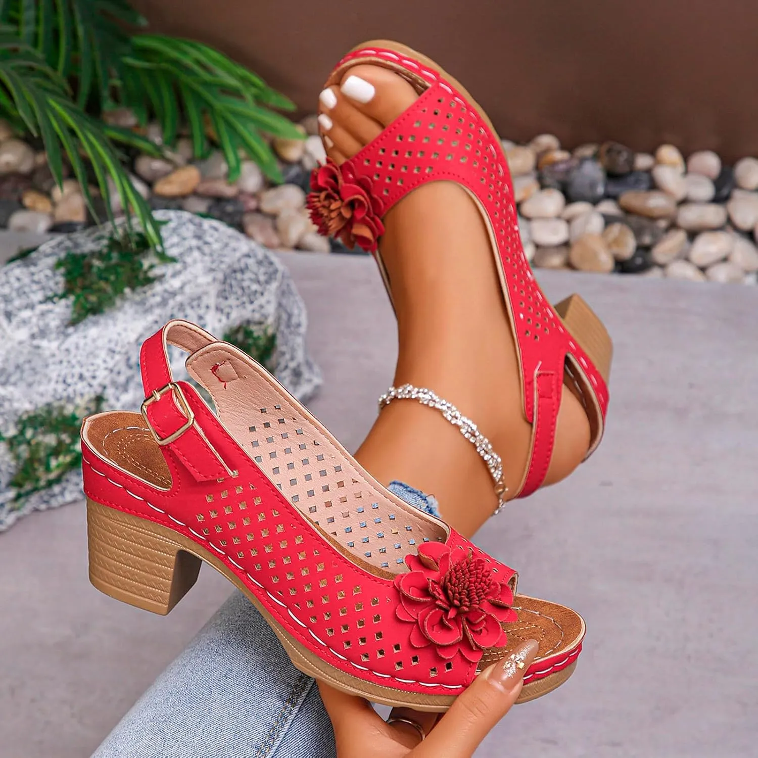 Orthopedic Sandals for Women Slides Non Slip Beach Wedge Heel Slippers Trendy Elegant Flowers Hollow Out Low Heel Sandal Open Toe Casual Shoe with Adjustable Buckle Straps