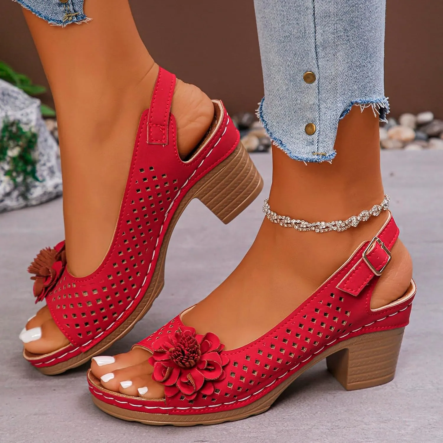 Orthopedic Sandals for Women Slides Non Slip Beach Wedge Heel Slippers Trendy Elegant Flowers Hollow Out Low Heel Sandal Open Toe Casual Shoe with Adjustable Buckle Straps